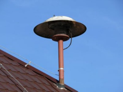 Warnsirne auf Hausdach