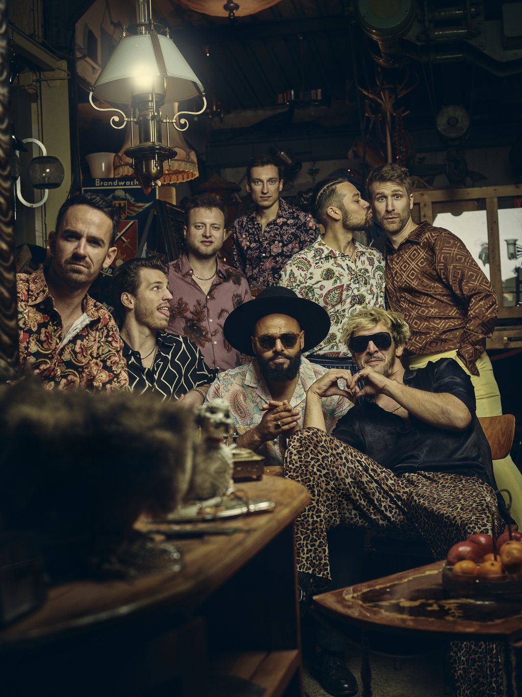 Die achtköpfige Band "Fatcat"