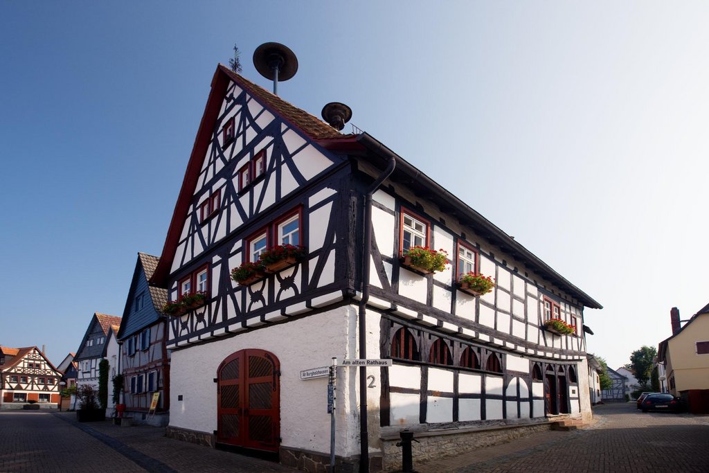 Außenansicht des Alten Rathauses Burgholzhausen 